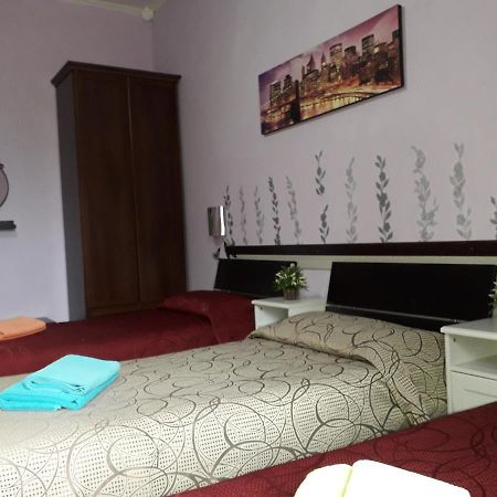 Ostiense Guest House Рим Екстер'єр фото