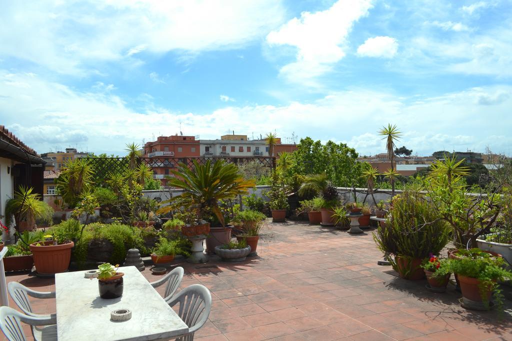 Ostiense Guest House Рим Номер фото
